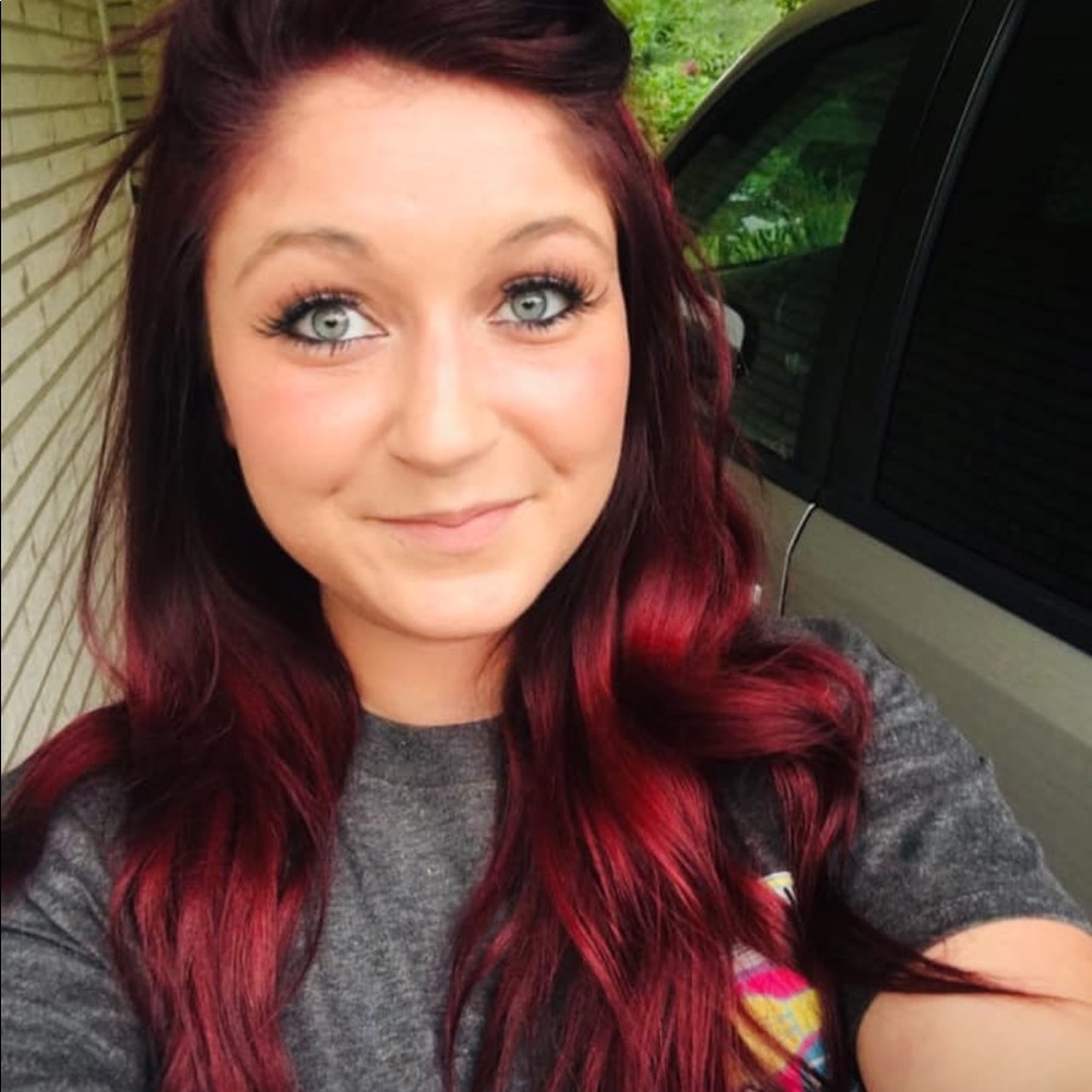 Meet your Posher, Brittney